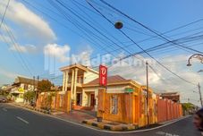 外部的 Orange inn RedPartner Madiun