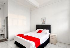 Others 3 RedDoorz Syariah @ Neu Hostel Cisarua Lembang