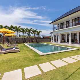 Exterior / Building 1 빌라 베사키, Aga Solas - Bumbak 호텔