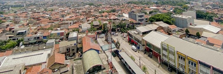 로비 The Serene 2BR at Apartment Mekarwangi Square Cibaduyut By Travelio