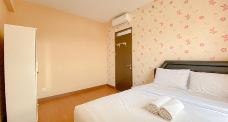 침실 2 The Serene 2BR at Apartment Mekarwangi Square Cibaduyut By Travelio