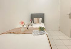 Bedroom 4 Comfy and New Furnished 2BR Menteng Square Apartment By Travelio