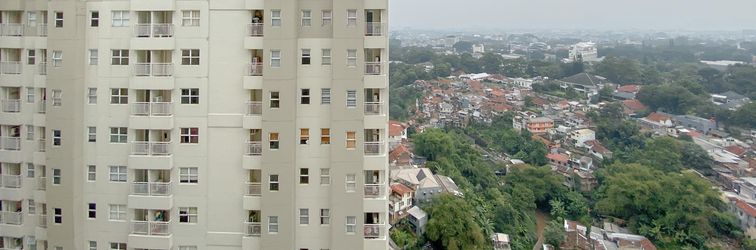 大堂 Trendy Space 1BR at Parahyangan Residence Apartment By Travelio