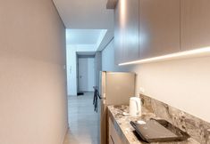 기타 6 Tranquil Space 1BR at Podomoro City Deli Medan Apartment By Travelio