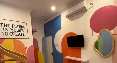 外觀 2 Tiyasan House Homestay Jogja