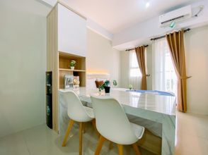 Others 4 Stunning Studio at La Hub City Apartment By Travelio