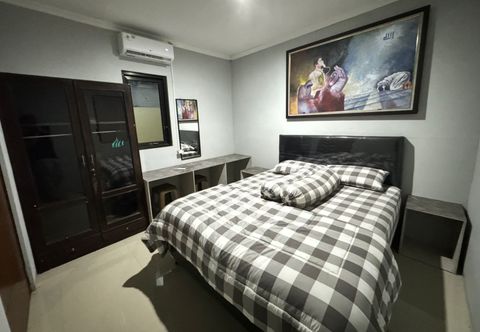 Exterior Omah Putih Homestay Jogja