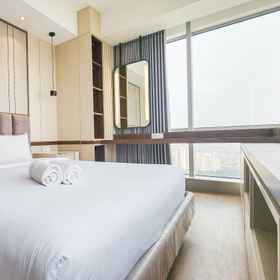 Exterior / Building 1 Combined Spacious 3BR Grand Sungkono Lagoon Apartment By Travelio, Dukuh Pakis Apartments