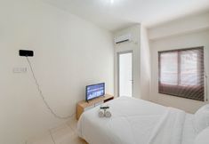 Others 5 Chic and Modern Studio at Pavilion Permata Apartment By Travelio