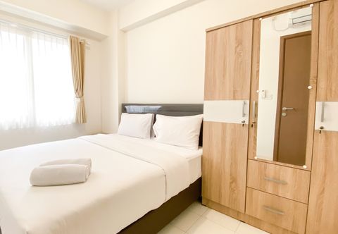 외관 Nice and Comfortable 2BR Apartment at Podomoro Golf View By Travelio