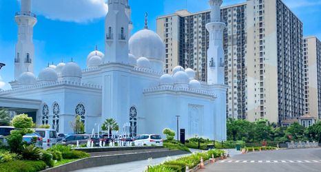 Exterior 2 Homey and Tranquil Studio at Podomoro Golf View Apartment By Travelio