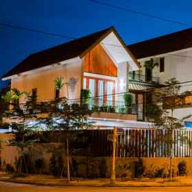 Exterior / Building 1 シーラマンダラヴィラ, Nhà hàng Bà Rô ホテル