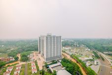 大廳 Modern Look 2BR at 28th Floor Apartment Podomoro Golf View By Travelio