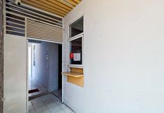 로비 4 Hotel Ciputat RedPartner