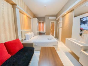 寝室 4 Comfy Studio Candiland Semarang Apartment By Travelio