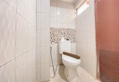 In-room Bathroom 6 Best Deal 2BR at Gateway Ahmad Yani Cicadas Apartment By Travelio