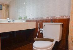 客房内浴室 7 Spacious and Luxury 3BR Apartment at Sudirman Tower Condominium By Travelio