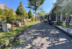 外部的 5 Scenic and Comfortable 2BR (No Kitchen) at Skales Residence Nusa Dua Bali Apartment By Travelio