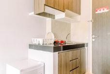 Common Space Nice and Fancy Studio at Apartment Serpong Garden By Travelio