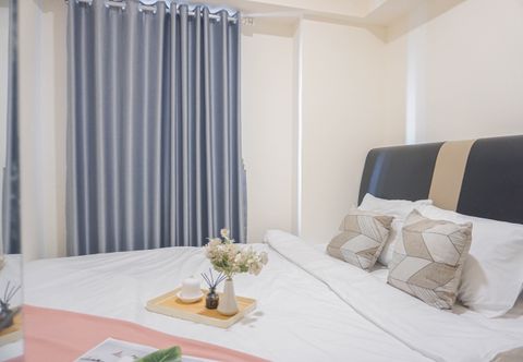 Bedroom Comfy and Spacious 2BR with Extra Room Apartment at Meikarta By Travelio