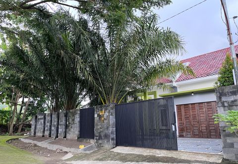 外部的 Omah Sare MT Griya - Griya MT