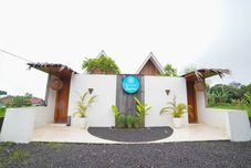 Luar Bangunan Ubu Villa Sujiva