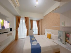 Bilik Tidur 4 Best Deal and Cozy Studio Apartment Grand Dhika City By Travelio