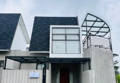 Exterior 3 Embun Pagi Villa - Habitat 110