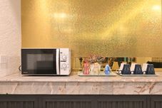 バー、カフェ、およびラウンジ Floton Bangkok Hotel