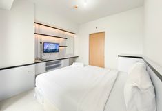 Bedroom 3 Cozy and Homey Studio Apartment at The Alton By Travelio