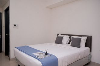 Bedroom 4 Spacious and Minimalist Studio Apartment at Paramount Skyline By Travelio