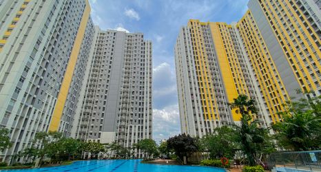 Bên ngoài 2 Warm and Tidy Studio at Springlake Summarecon Bekasi Apartment By Travelio