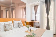 Bedroom Minimalist Studio and Best Deal Apartment Transpark Cibubur By Travelio
