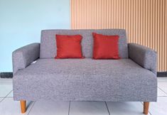 Common Space 7 Urbanview Syariah Wisma Husada Kalibanteng
