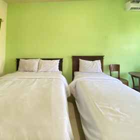 Bedroom 1 Rumah Singgah Anggrek Syariah RedPartner , Probolinggo Hotels