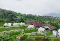 近くの景色と観光スポット 3 Glamping Telaga Menjer By Travelink