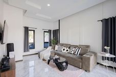 Common Space Cherish House Pool Villa