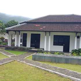 Others 1 Guesthouse Sabrina, Masjid dan Pondok Tahfizh Miftahul Jannah Akbar Hotels