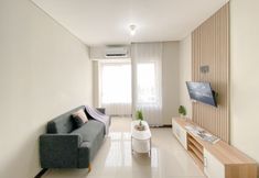 공용 공간 3 Comfortable Fully Furnished 2BR at Nifarro Park Apartment By Travelio