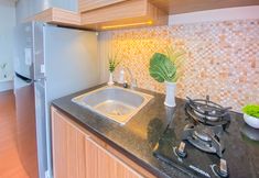 共用スペース 4 Cozy Stay and Simply 2BR Apartment at Parahyangan Residence By Travelio