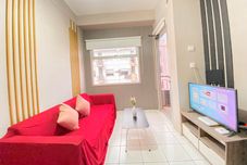 Ruang Umum Spacious and Cool 1BR at Grand Asia Afrika Apartment By Travelio