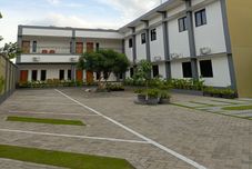 外観 RR-2 Syariah Hotel SLG