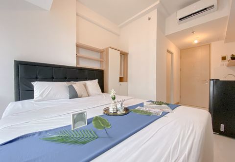 Bedroom Homey and Best Furnished Studio at Tokyo Riverside PIK 2 Apartment By Travelio