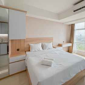 Bedroom 1 Grand Sungkono Lagoon By Travelio的現代風格單間公寓, 泗水 酒店