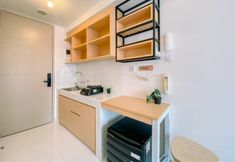 Common Space 5 Simply and Cozy Studio at Apartment Tokyo Riverside PIK 2 By Travelio