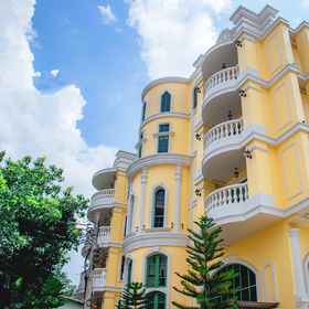 Exterior / Building 1 Siri Grand Bangkok Hotel , Hotel Universiti Rajabhat Bansomdejchaopraya