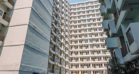 Exterior 2 Homey 2BR Apartment Sentul Tower near SICC By Travelio