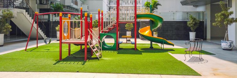 Lobby Homey 2BR Apartment Sentul Tower near SICC By Travelio