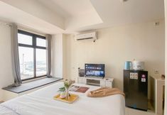 Phòng ngủ 2 Nice and Cozy Studio at 20th Floor Pollux Chadstone Apartment By Travelio