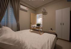 Bedroom 7 Bangi #Muji Family Suite #Netflix 8pax Near UKM
